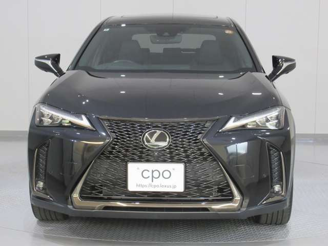 UX200 Fスポーツ