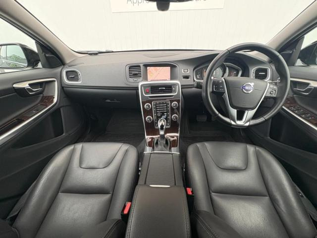 V60クロスカントリーT5 AWD クラシック 4WD