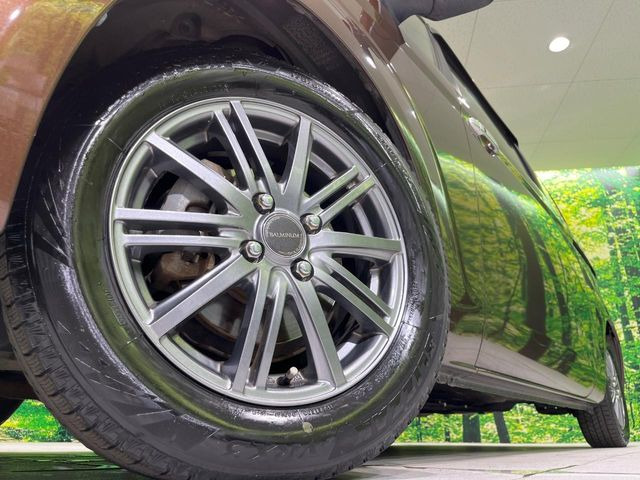 �y15�C���`�A���~�z�C�[���z�O�ςɃ}�b�`�����A���~�z�C�[���𑕒����Ă���܂��B�e��A���~�z�C�[����A�X�^�b�h���X�^�C�����戵�����Ă���܂��B���񂲑��k����������
