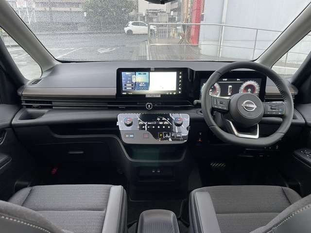 セレナ1.4 e-POWER ハイウェイスターV NissanConnectインフォテインメントシステム