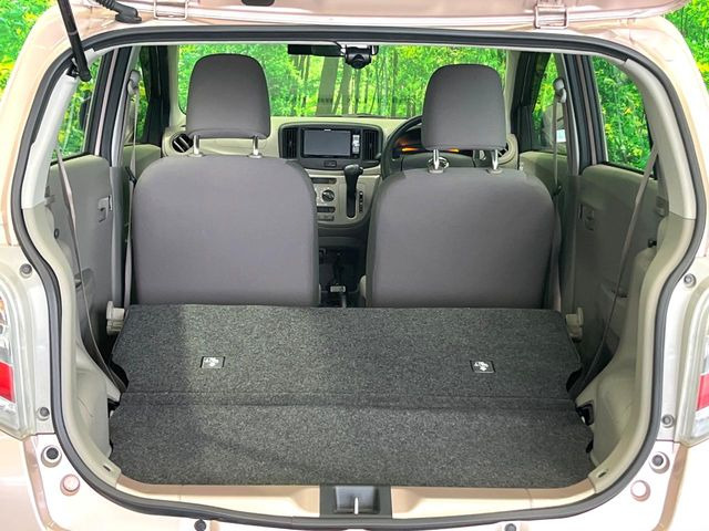 普段のお買い物や通勤、送迎等に十分な荷室スペースを確保しております。セカンドシートを倒すと、大きな荷物の積載も可能です♪