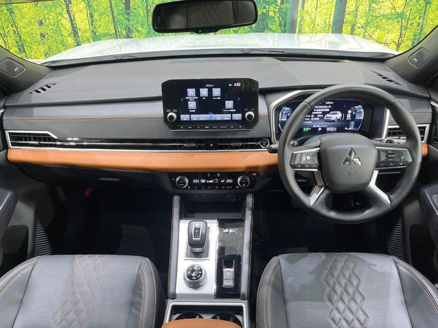 アウトランダーPHEV 2.4 P 4WD