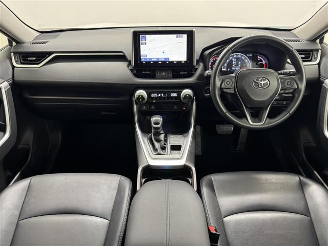 RAV42.0 G 4WD