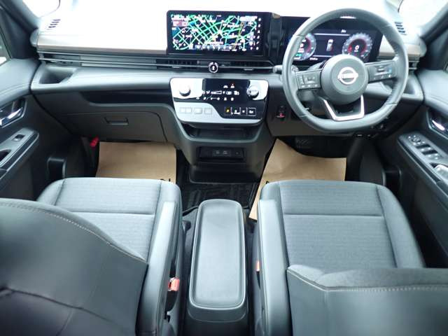 セレナ1.4 e-POWER ハイウェイスターV
