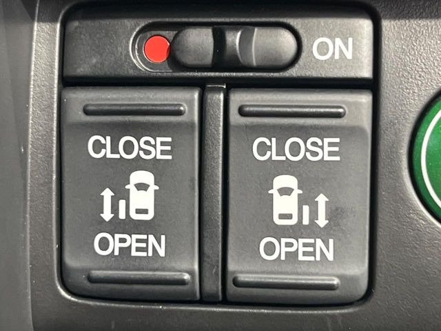 オデッセイ2.4 アブソルート X ホンダ センシング