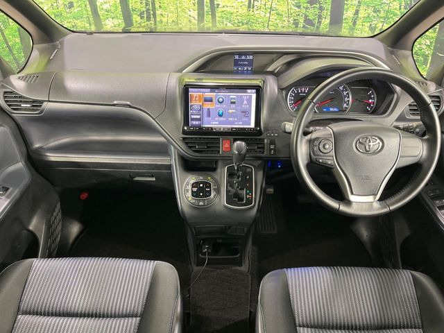 ヴォクシー2.0 ZS 煌