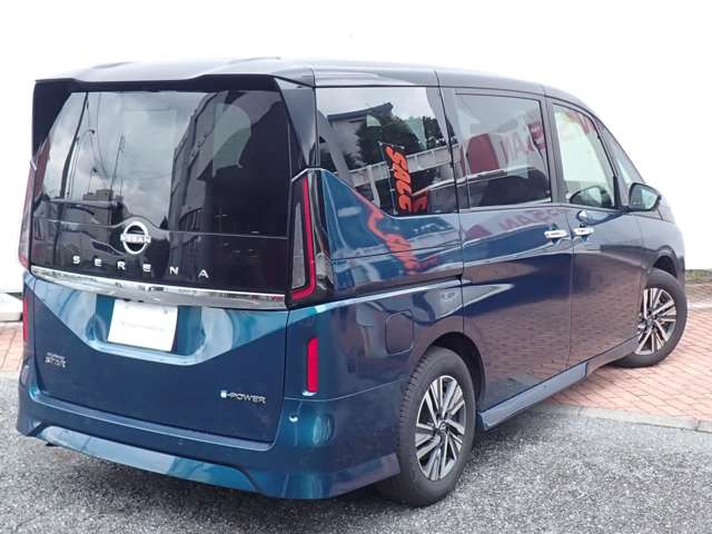 セレナ1.4 e-POWER ハイウェイスターV