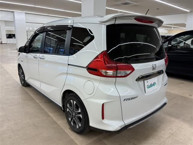 フリード+1.5 ハイブリッド クロスター ホンダセンシング