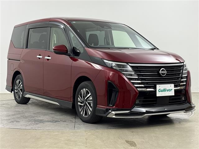 セレナ1.4 e-4ORCE ハイウェイスターV 4WD