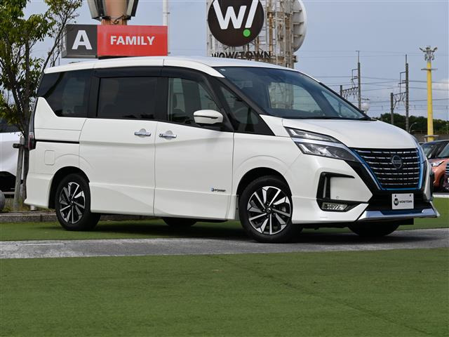 セレナ1.2 e-POWER ハイウェイスターV