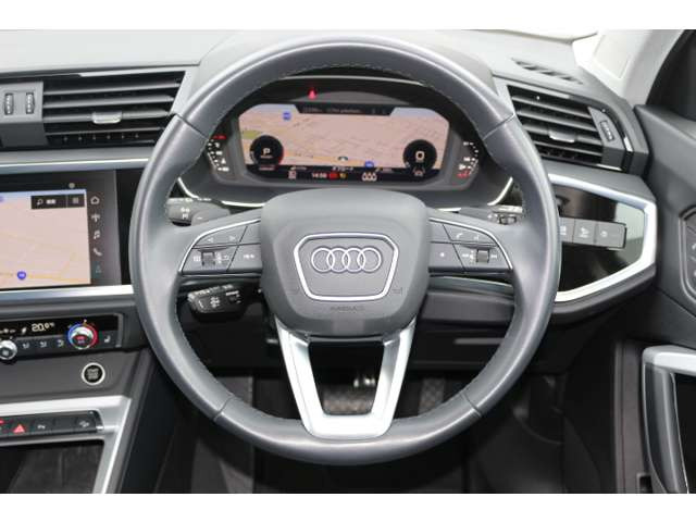 Q335 TFSI アドバンスド