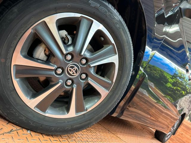 �y����16�C���`�A���~�z�C�[���z�O�ςɃ}�b�`���������A���~�z�C�[���𑕒����Ă���܂��B�e��ЊO�A���~�z�C�[����A�X�^�b�h���X�^�C�����戵�����Ă���܂��B���񂲑��k����������
