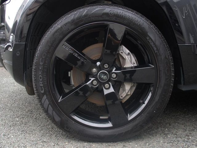 ディフェンダー110 X ダイナミック HSE 3.0L D300 ディーゼル 4WD