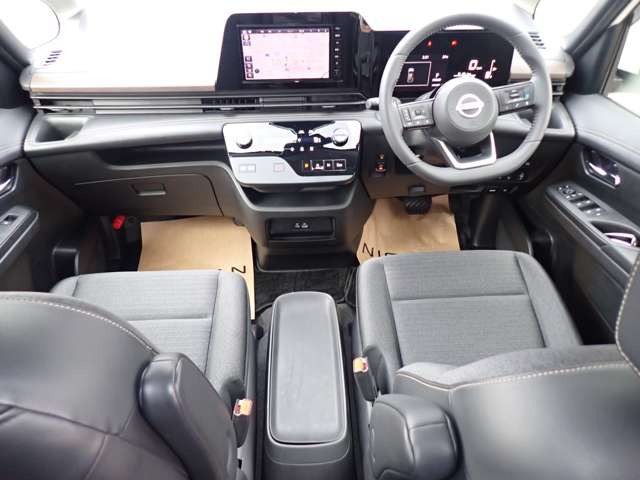 セレナ1.4 e-POWER ハイウェイスターV