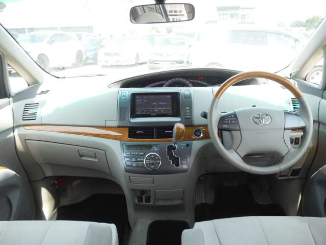 1�����P�ʂ̃J�[���[�X���\�ɂȂ��Ă���܂��̂Ő��񂲑��k���������B