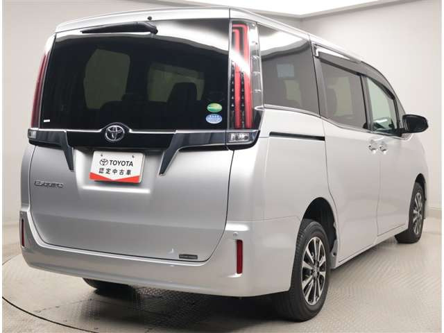 エスクァイア2.0 Gi プレミアムパッケージ 4WD