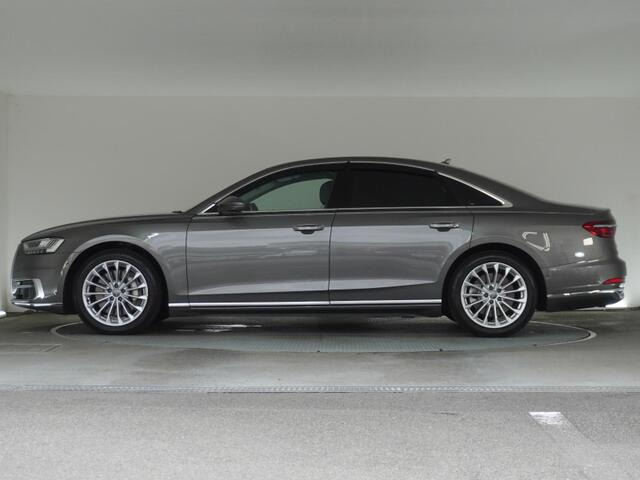 A855 TFSI クワトロ 4WD