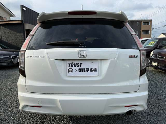 ストリーム2.0 RSZ 4WD