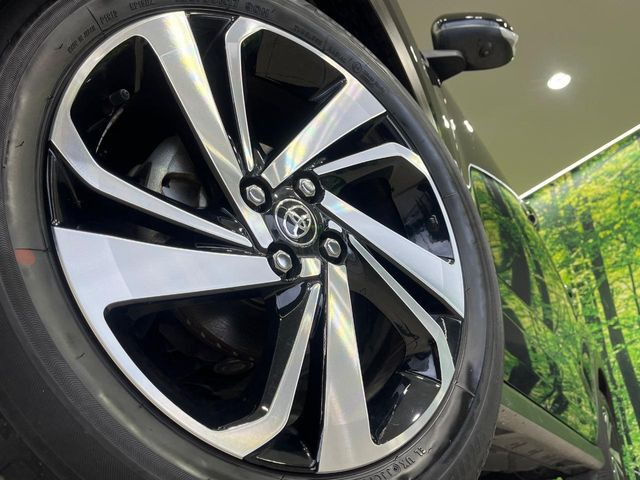 �y����17�C���`�A���~�z�C�[���z�O�ςɃ}�b�`���������A���~�z�C�[���𑕒����Ă���܂��B�e��ЊO�A���~�z�C�[����A�X�^�b�h���X�^�C�����戵�����Ă���܂��B���񂲑��k����������