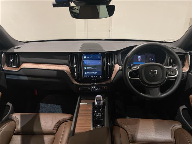 XC60アルティメット B5 AWD 4WD