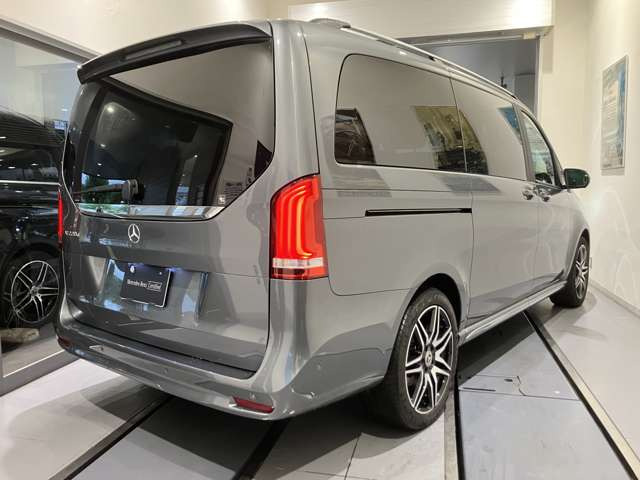 VクラスV220d アバンギャルド ロング AMGラインパッケージ