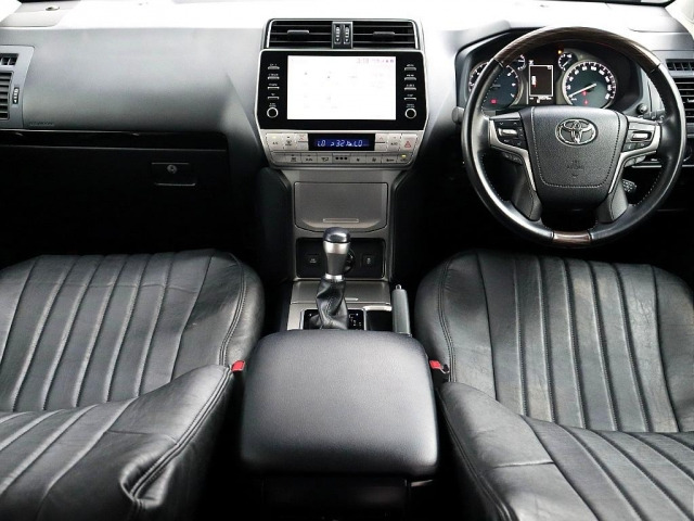 ランドクルーザープラド2.7 TX 4WD