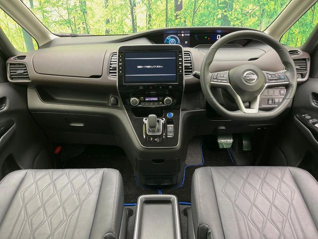 セレナ1.2 e-POWER ハイウェイスターG