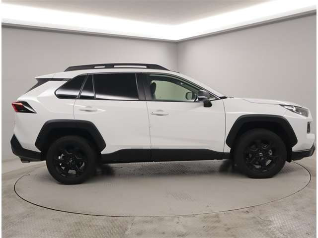 RAV42.0 アドベンチャー オフロードパッケージ II 4WD