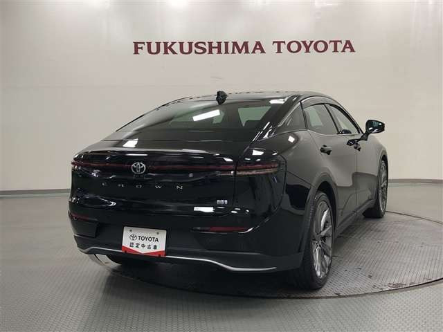 クラウンクロスオーバー2.5 G アドバンスト レザー パッケージ E-Four 4WD