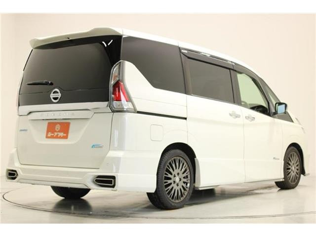 �ቿ�i�ŗǎ��Ȃ��Ԃ�S�Б���3,000�݌ɂ��炨�I�т��������܂��B�c�Ǝ��� 10:00�`19:00
