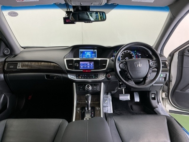 アコードハイブリッド2.0 LX