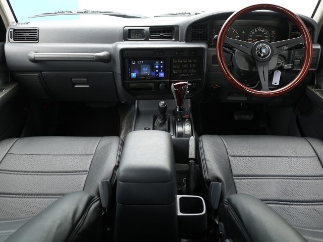 ランドクルーザー804.5 VXリミテッド 4WD