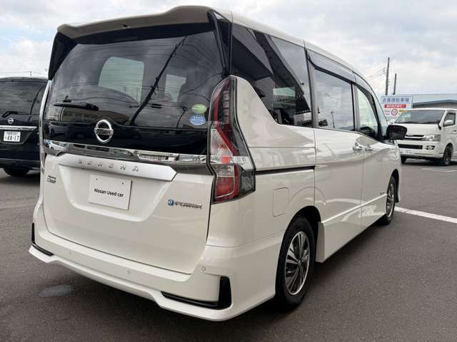 セレナ1.2 e-POWER ハイウェイスターV