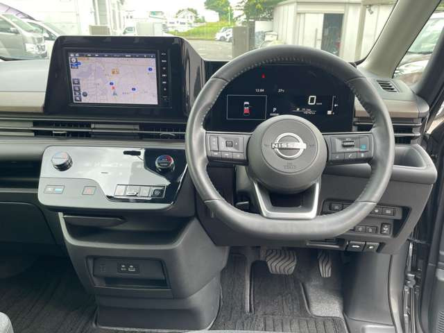 セレナ1.4 e-POWER ハイウェイスターV
