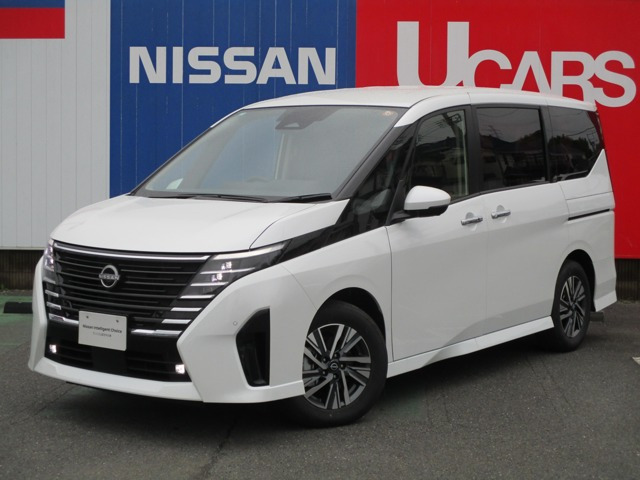 セレナ1.4 e-POWER ハイウェイスターV