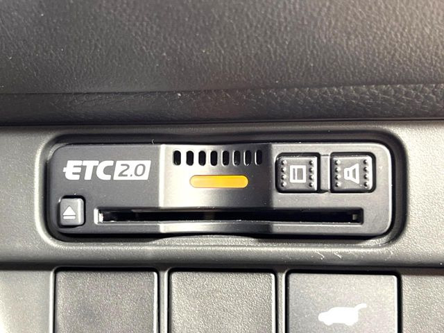 【ETC】高速道路の料金所をストレスなく通過!話題のスポットやサービスエリアに多い「スマートIC」利用時は必須のアイテムです。当店でセットアップを実施、ご納車当日からすぐにご利用いただけます!