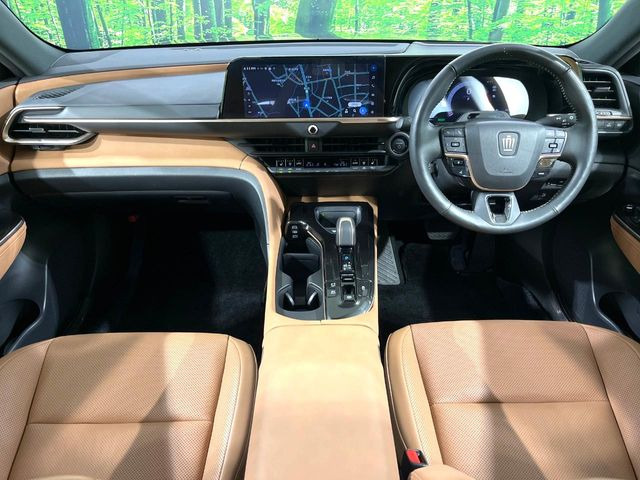 クラウンスポーツ2.5 Z E-Four 4WD