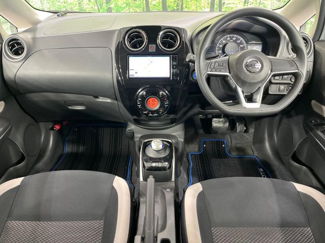 ノート1.2 e-POWER X FOUR 4WD