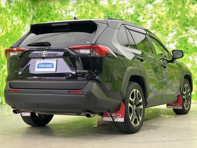 RAV42.0 アドベンチャー 4WD