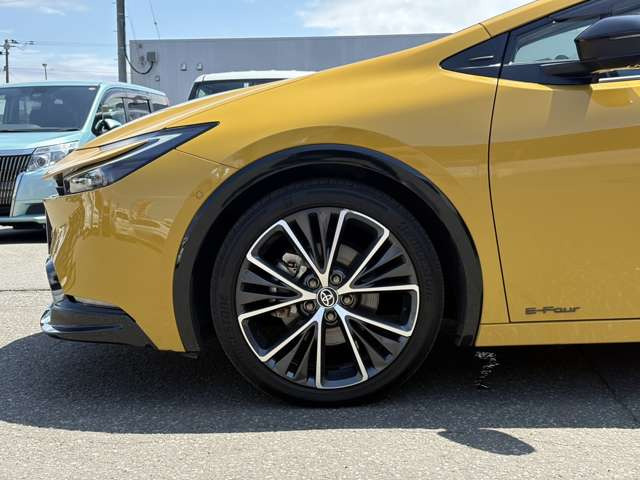 プリウス2.0 Z E-Four 4WD