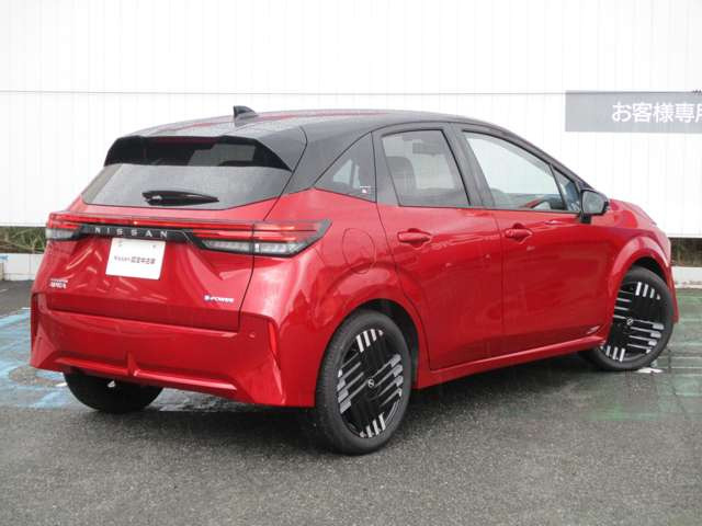 ノートオーラ1.2 G レザーエディション