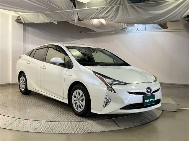 プリウス1.8 S セーフティ プラス