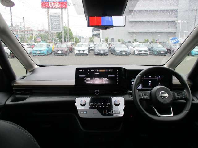 セレナ1.4 e-POWER ハイウェイスターV