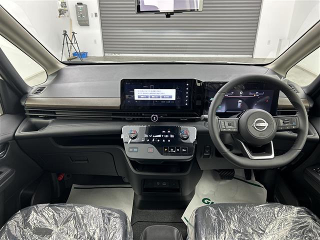セレナ1.4 e-POWER ハイウェイスターV