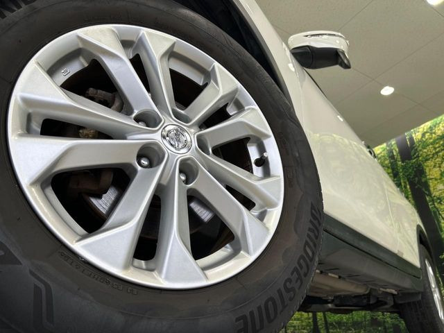 �y����17�C���`�A���~�z�C�[���z�O�ςɃ}�b�`���������A���~�z�C�[���𑕒����Ă���܂��B�e��ЊO�A���~�z�C�[����A�X�^�b�h���X�^�C�����戵�����Ă���܂��B���񂲑��k����������