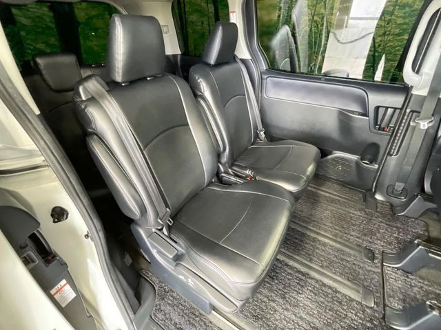 ���ڒ����̓E�H�[�N�X���[�ƂȂ��Ă���܂��B���ڂƎO��ڂ̈ړ�����~�肪�Ƃ��Ă��y�ɂȂ�̂ŁA���~��̍ۂ��X�g���X�������邱�Ƃ͂���܂����