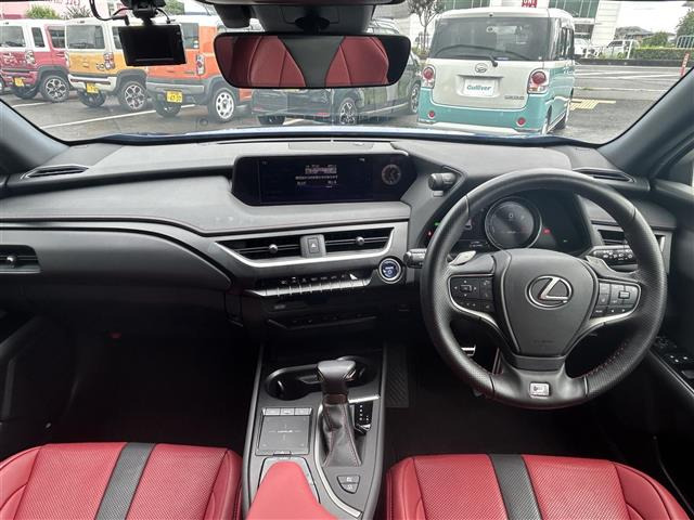 UX250h Fスポーツ