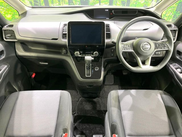 セレナ2.0 XV