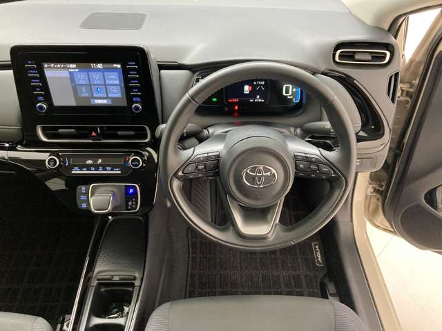 アクア1.5 G E-Four 4WD