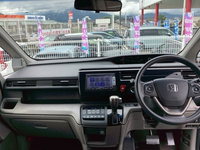 ステップワゴン1.5 G